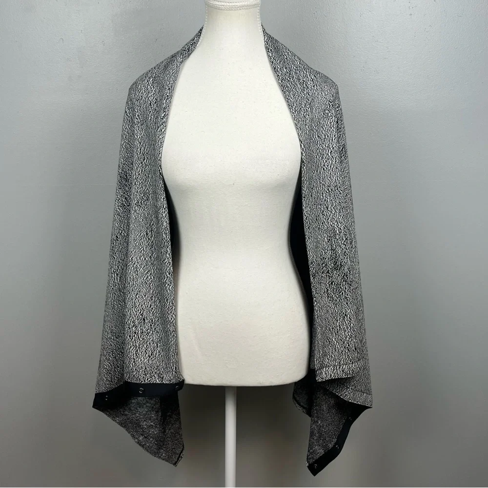Lululemon Vinyasa Scarf Jacquard Black & White.